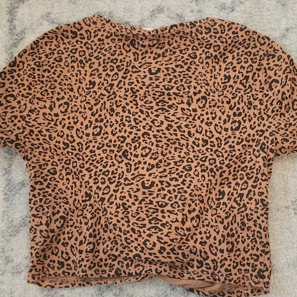 H&M Cropped Cheeta Short Sleeve Tee, Size S - Picture 2 of 3